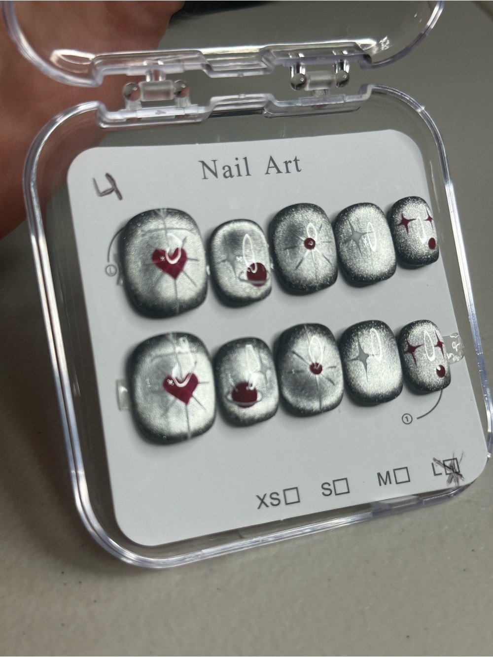 Size L “cat eye” press-on / glue-on nail set
